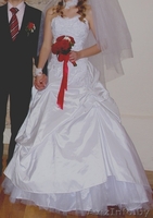 Продам свадебное платье и аксессуары к нему - Изображение #1, Объявление #92040